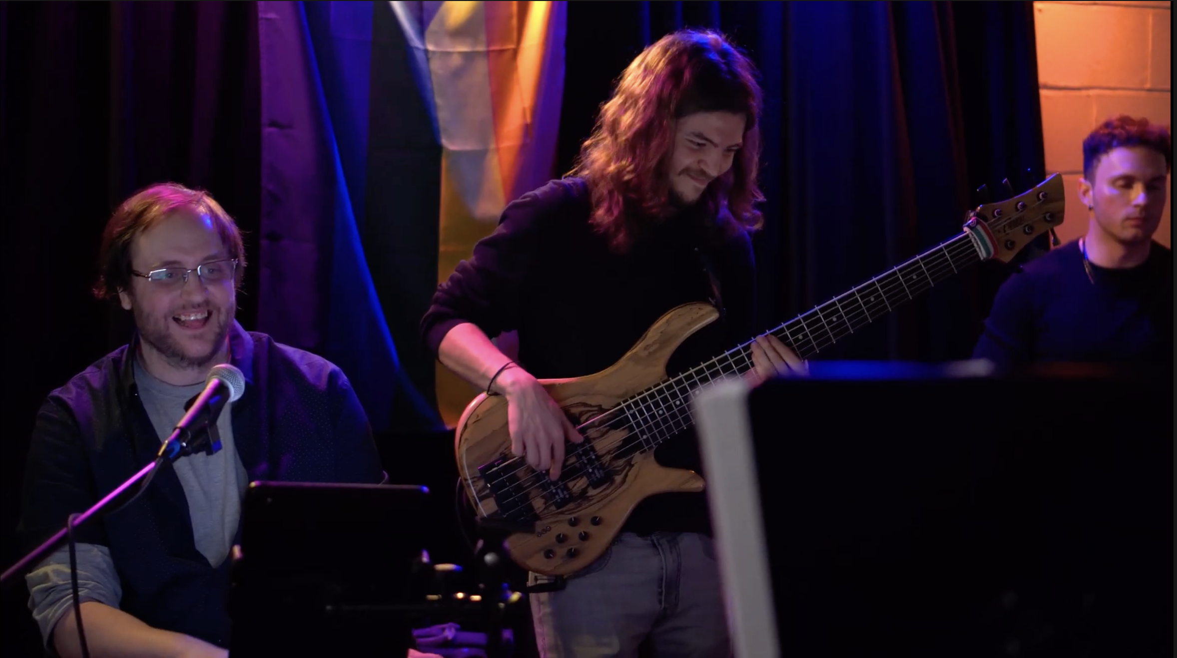 Longneck live — Chris, Filippo, and Erik