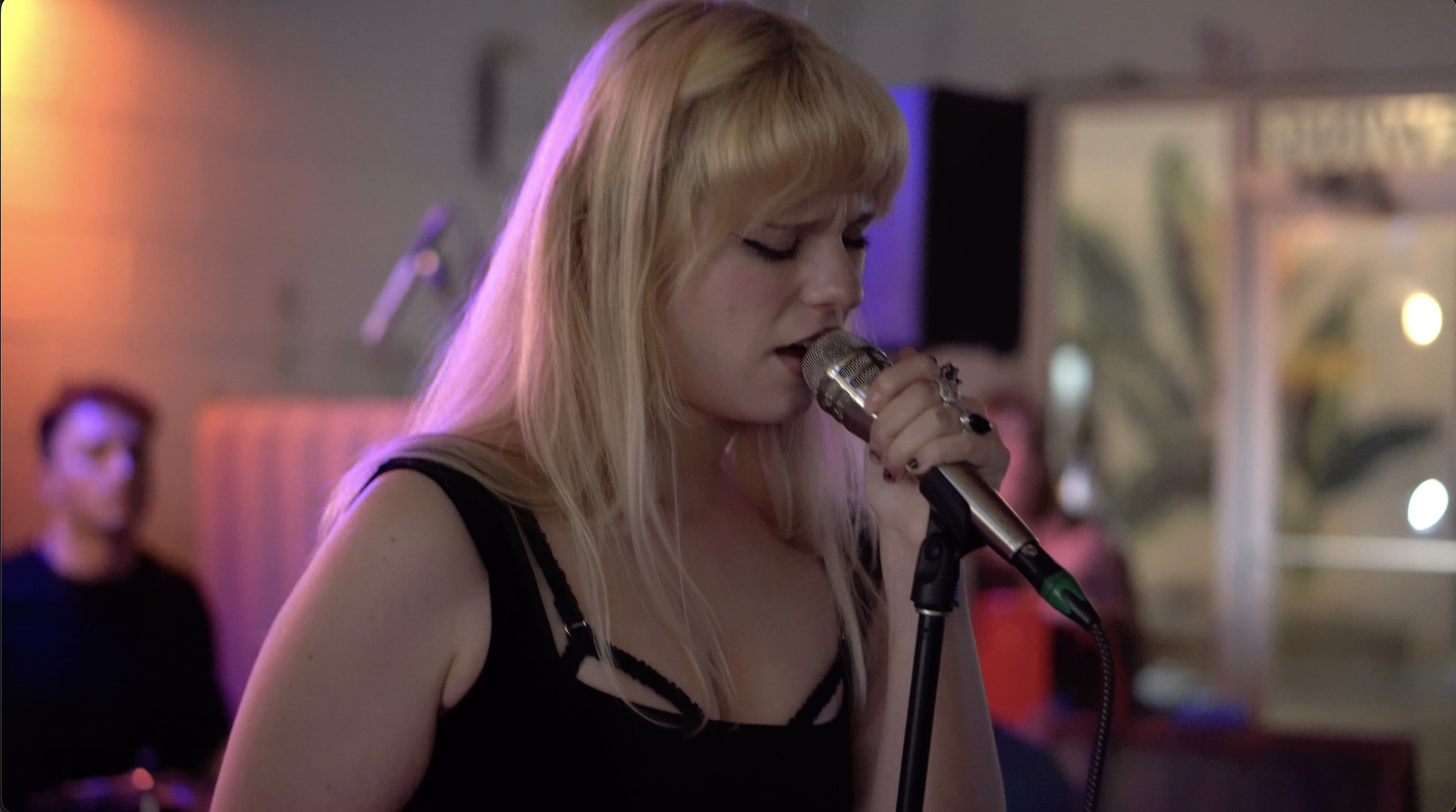 Longneck live — Morgan at second venue