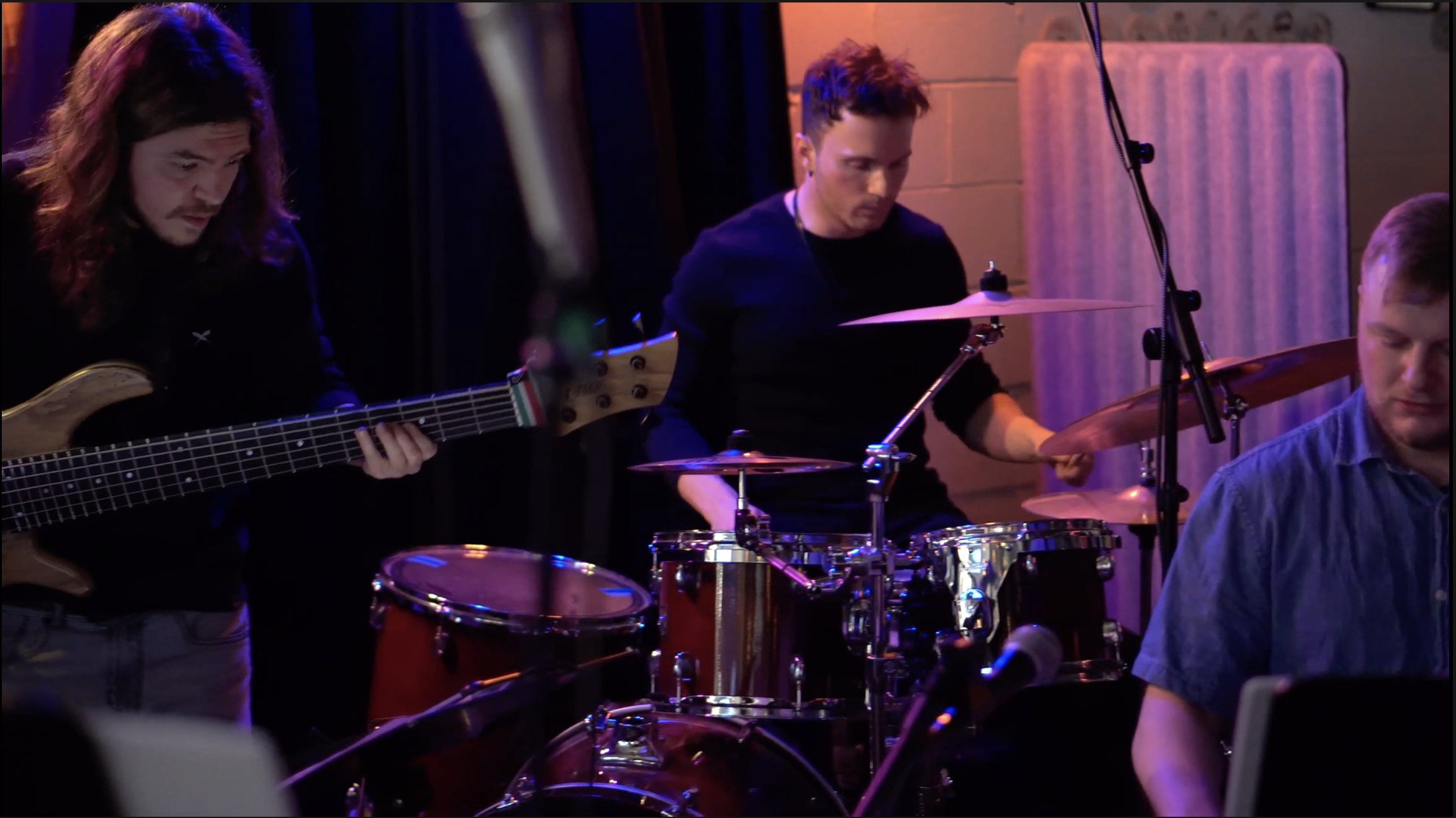 Longneck live — bass, drums, and keys